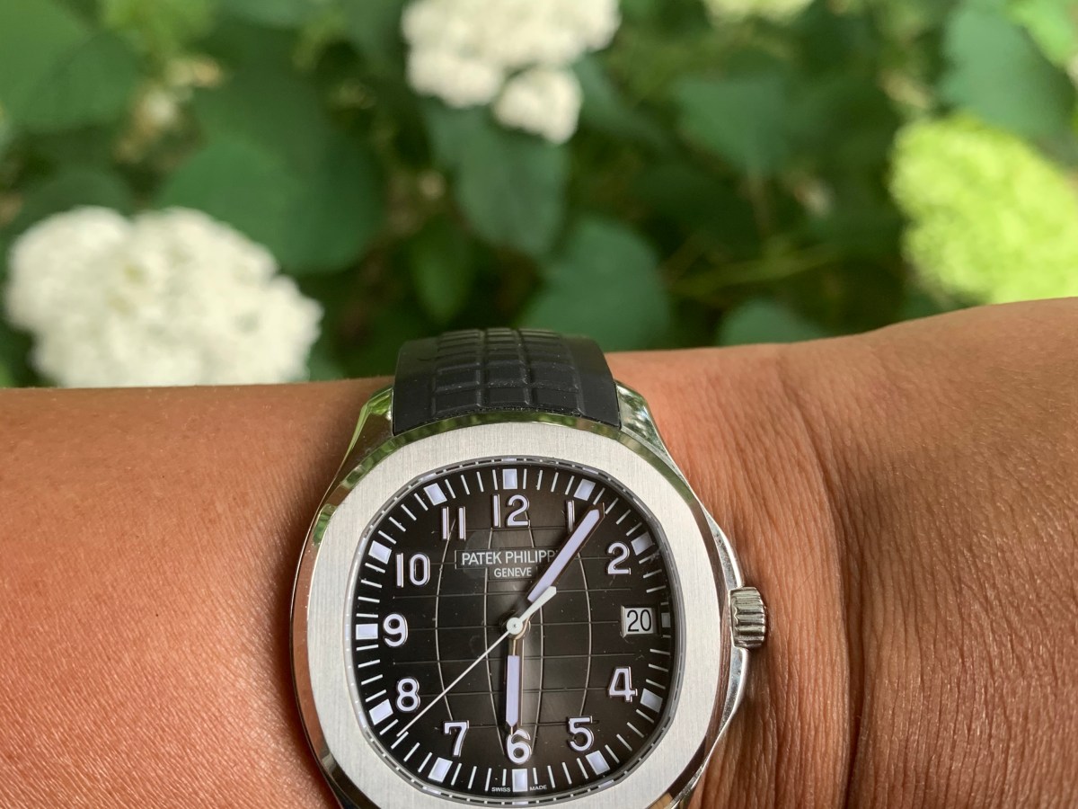 SHOUT OUT TO THE WATCH BARON-THE AQUANAUT IS THE BEST SPORTS WATCH, PERIOD.